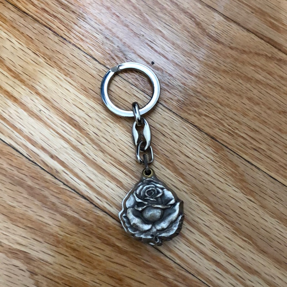 Rose keychain